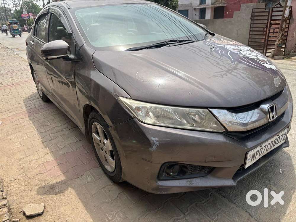 Honda City 2015 Cng & Hybrids 90000 Km Driven Cng Pass Nahi Hai