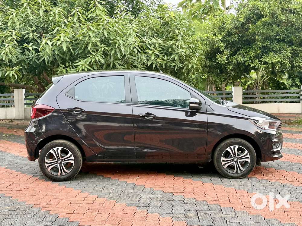 Tata Tiago 1.2 Revotron Xta, 2023, Petrol