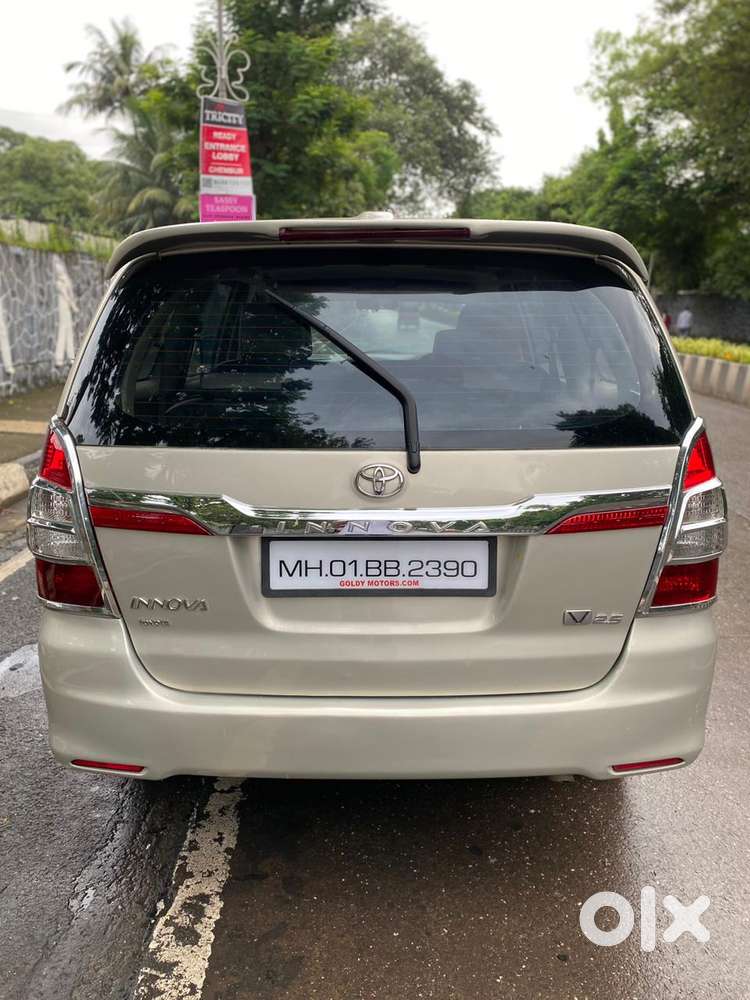Toyota Innova 2.5 Vx 8 Str Bs-iii, 2011, Diesel