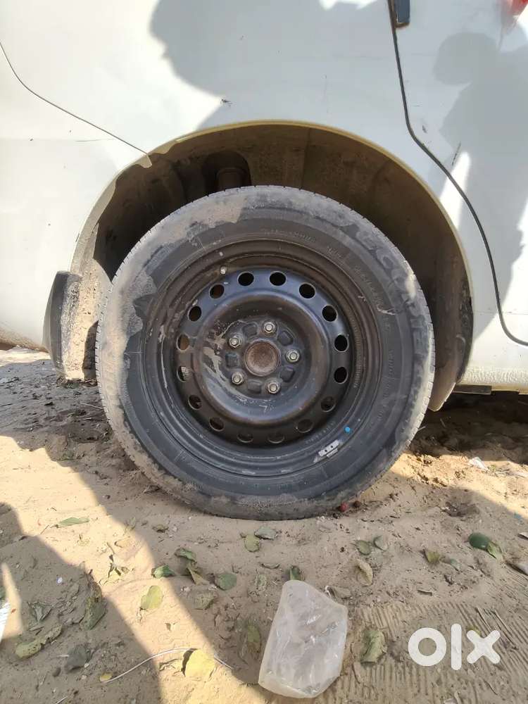 Maruti Suzuki Ertiga 2024 Petrol 62000 Km Driven