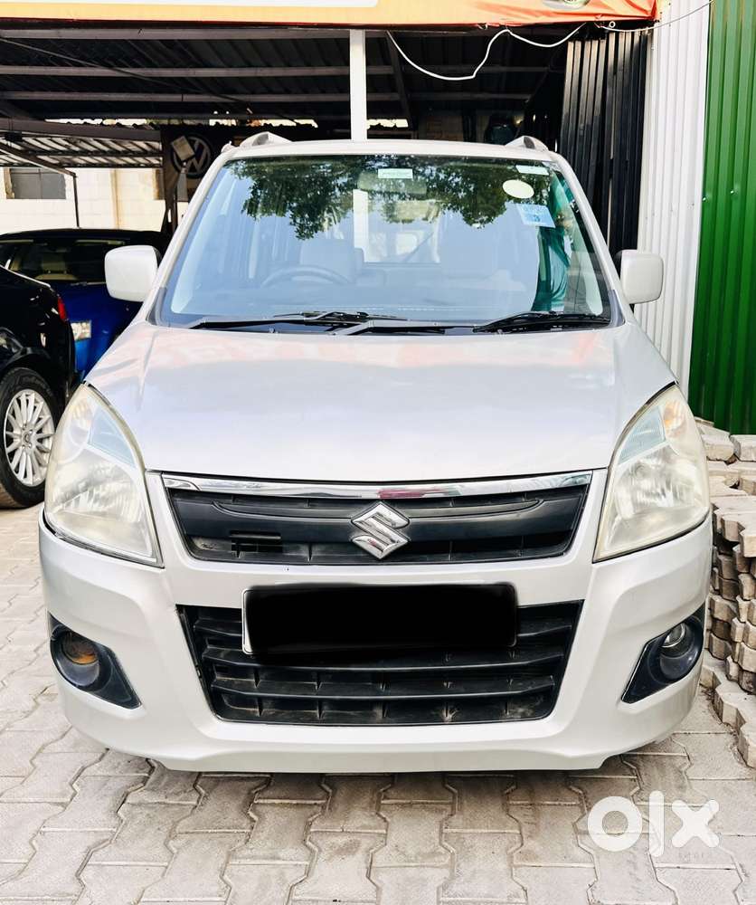Maruti Suzuki Wagon R Vxi Amt Opt, 2017, Petrol