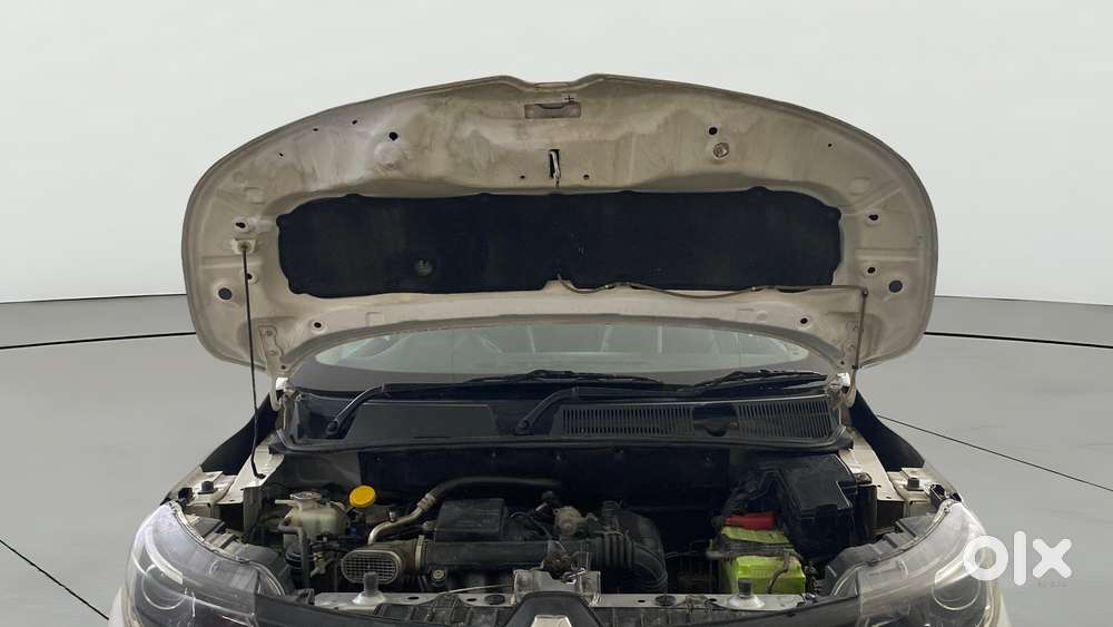 Renault Triber Rxz, 2019, Petrol