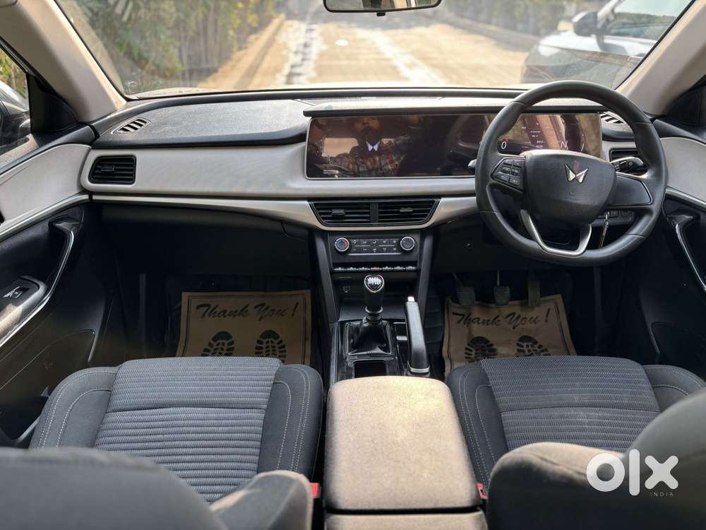 Mahindra Xuv700 2.2 Ax 5 Diesel Mt 7 Str, 2022, Diesel