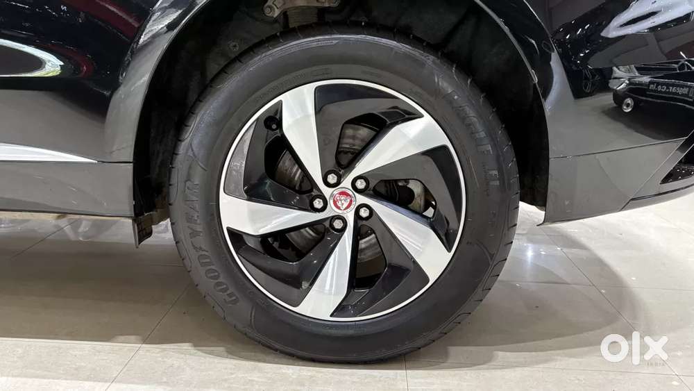 Jaguar F-pace, 2023, Petrol