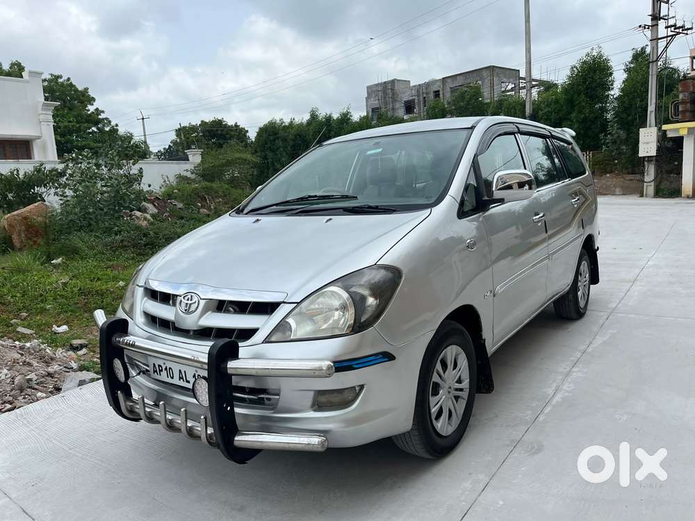 Toyota Innova 2.5 Gx 7 Str Bs-iii, 2007, Diesel
