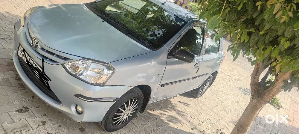 Toyota Etios Liva 2011