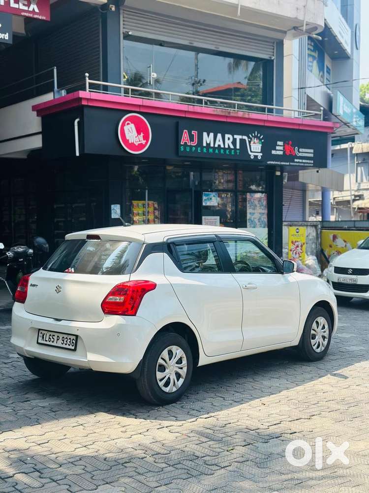 Maruti Suzuki Swift Vxi + Manual, 2020, Petrol