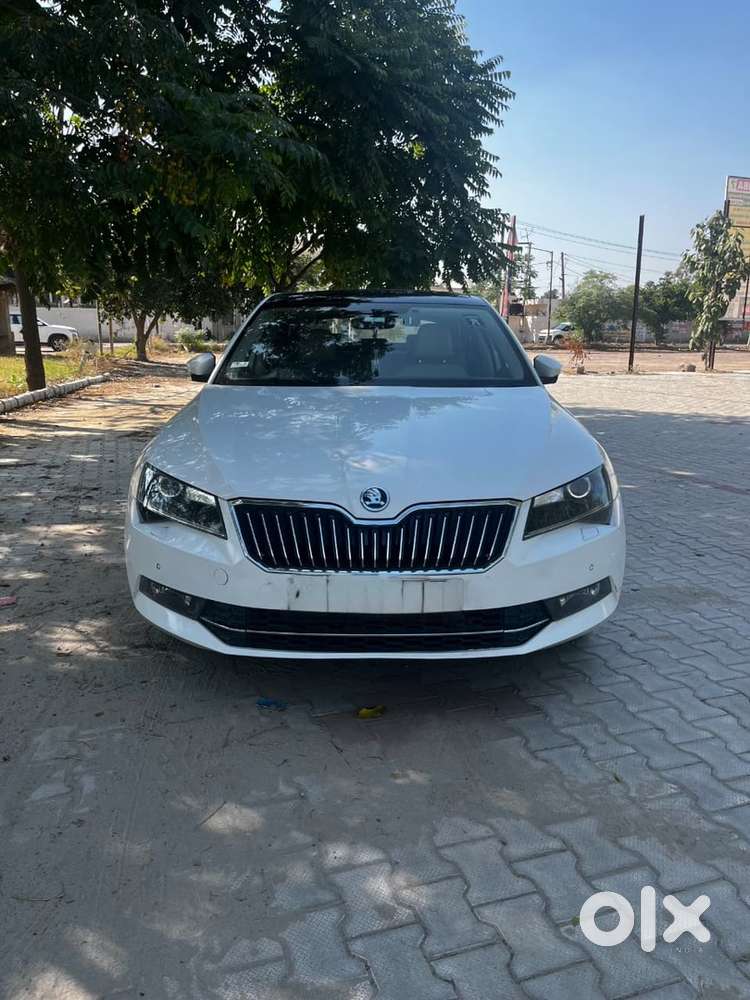 2017 Skoda Superb At Chandigarh Number