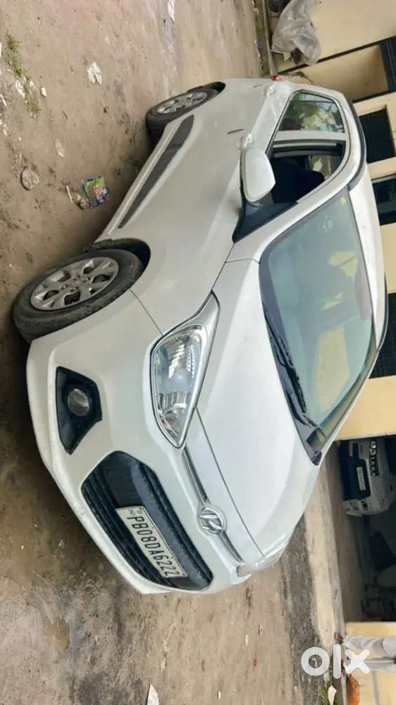 Hyundai Grand I10 2016 Petrol 42000 Km Driven