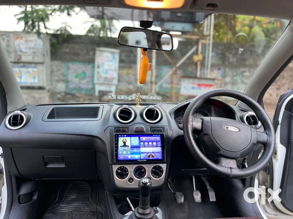 Ford Figo Petrol 2011
