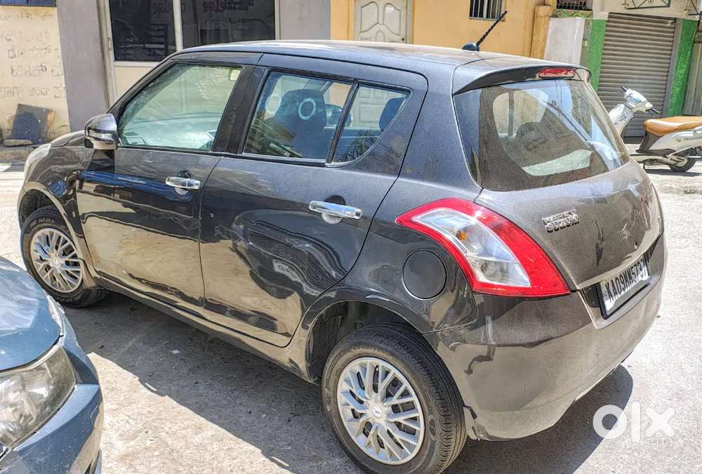 Maruti Suzuki Swift Vxi 2015 Petrol Well Maintained
