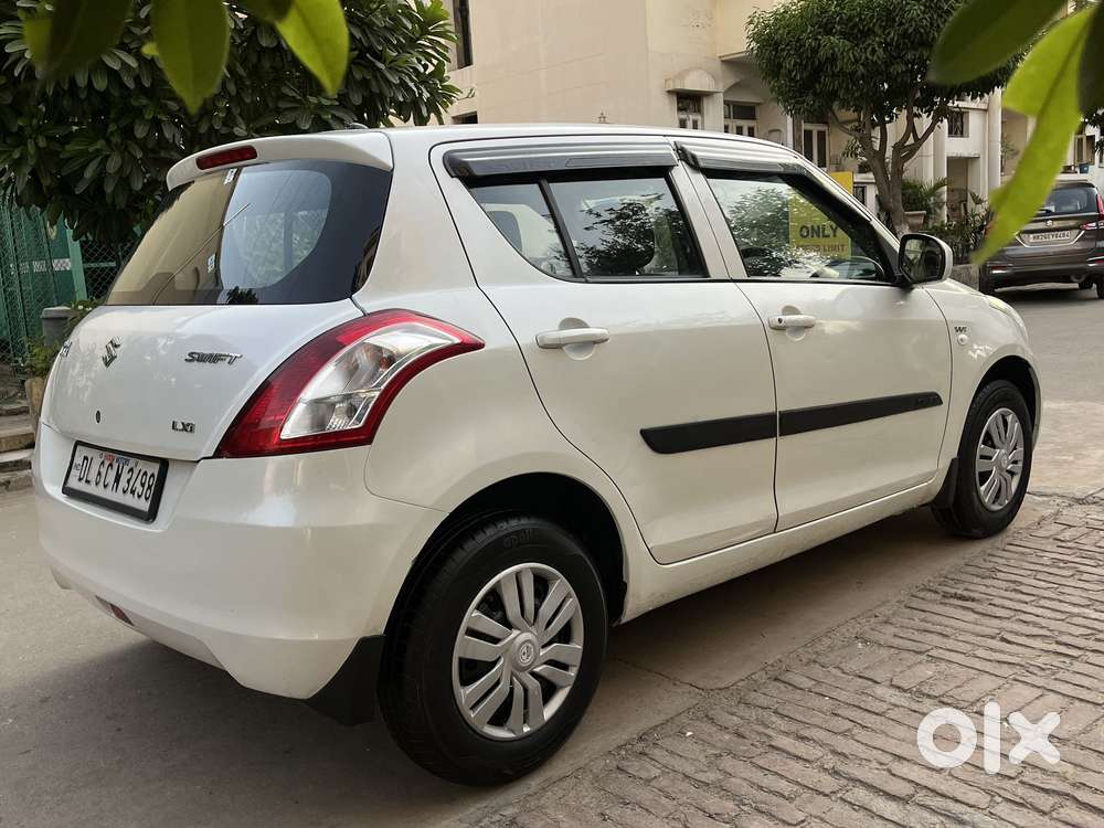 Maruti Suzuki Swift Lxi Optional-o, 2014, Petrol