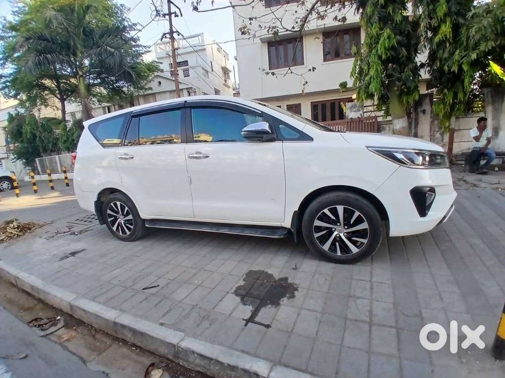 Toyota Innova Crysta 2.8 Z, 2023, Diesel