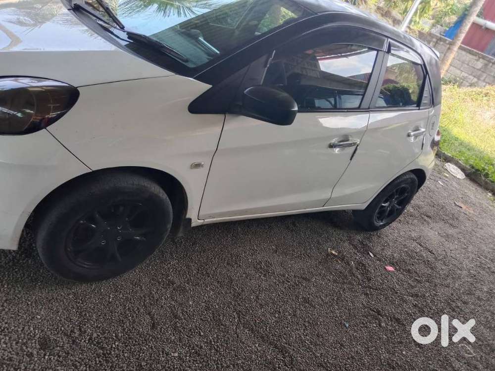 Honda Brio 2013-2016 V Mt, 2013, Petrol