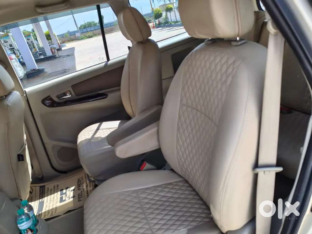 Toyota Innova 2014 Diesel 98000 Km Driven