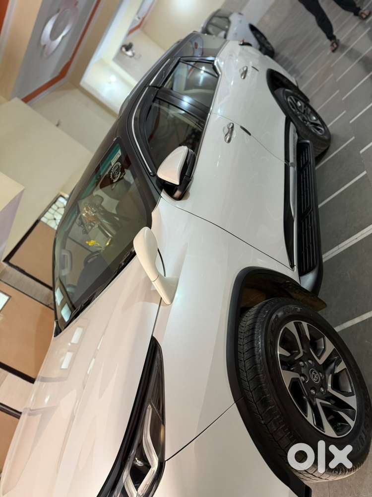 Toyota Fortuner 2024 Legender Diesel Automatic