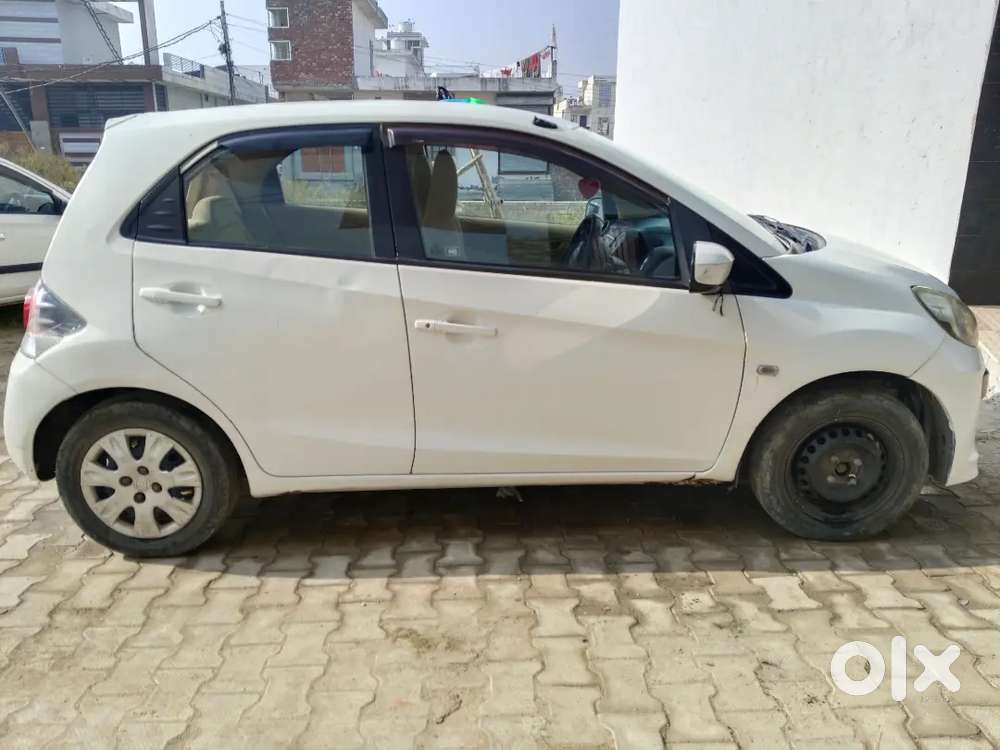 Honda Brio 2013 Cng & Hybrids Well Maintained