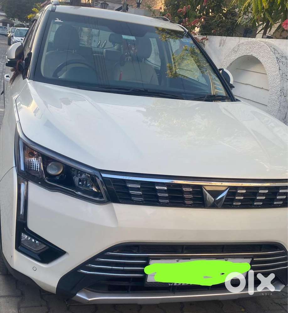 Mahindra Xuv300 2022 Petrol 8000 Km Driven