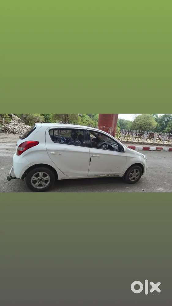 Hyundai I20 2011 Petrol Well Maintained