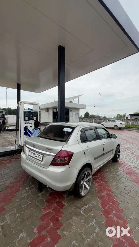 Maruti Suzuki Swift Dzire 2016 Petrol Well Maintained