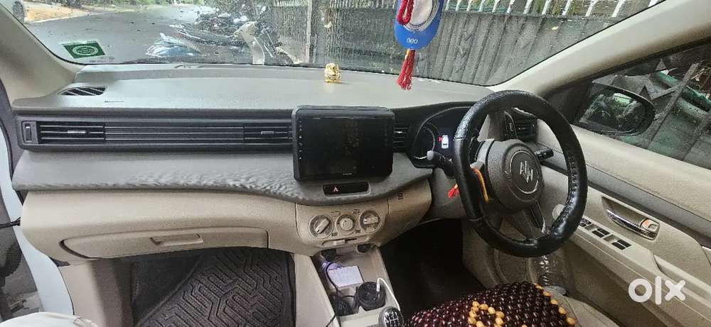 Maruti Suzuki Ertiga Vxi 2025