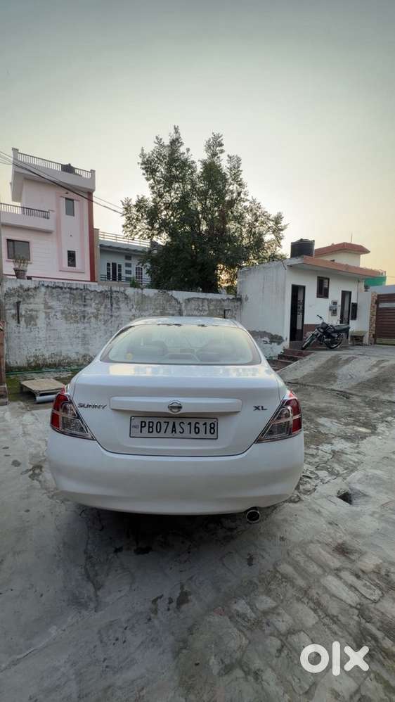 Nissan Sunny Petrol Manual 2014