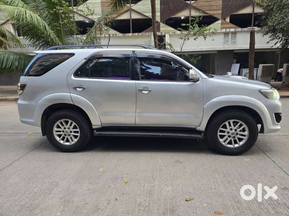 Toyota Fortuner 4x2 Manual, 2012, Diesel