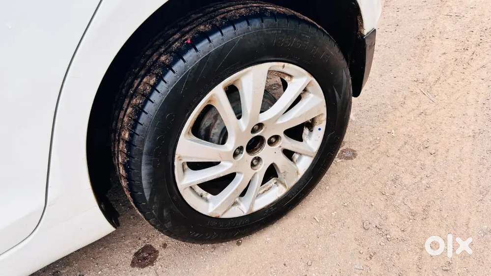 Maruti Suzuki Swift Zdi 2012