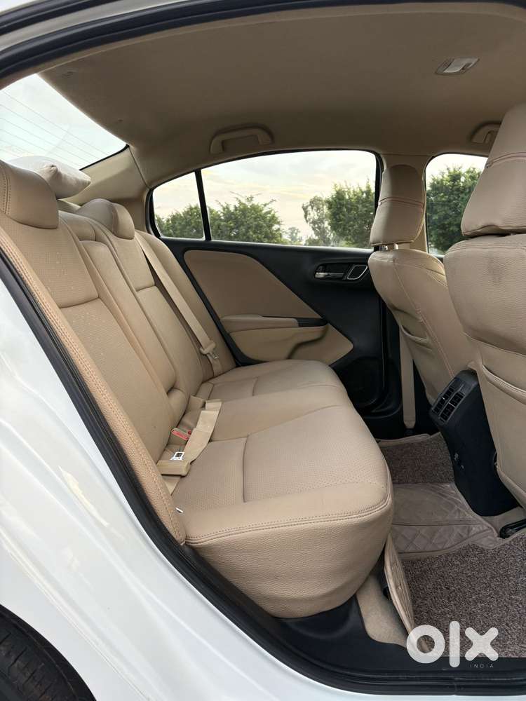Honda City V Mt Exclusive, 2020, Petrol