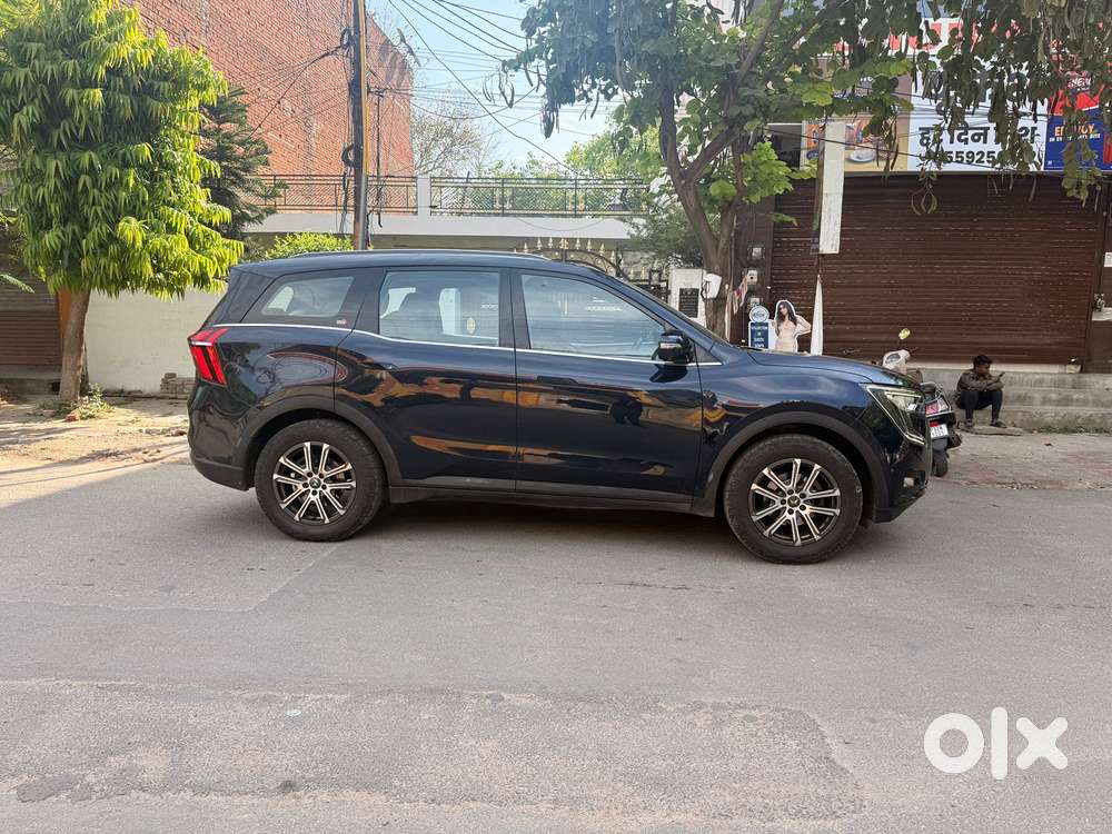 Mahindra Xuv700 2.2 Ax 7 Diesel At Luxury Pack Str, 2022, Diesel