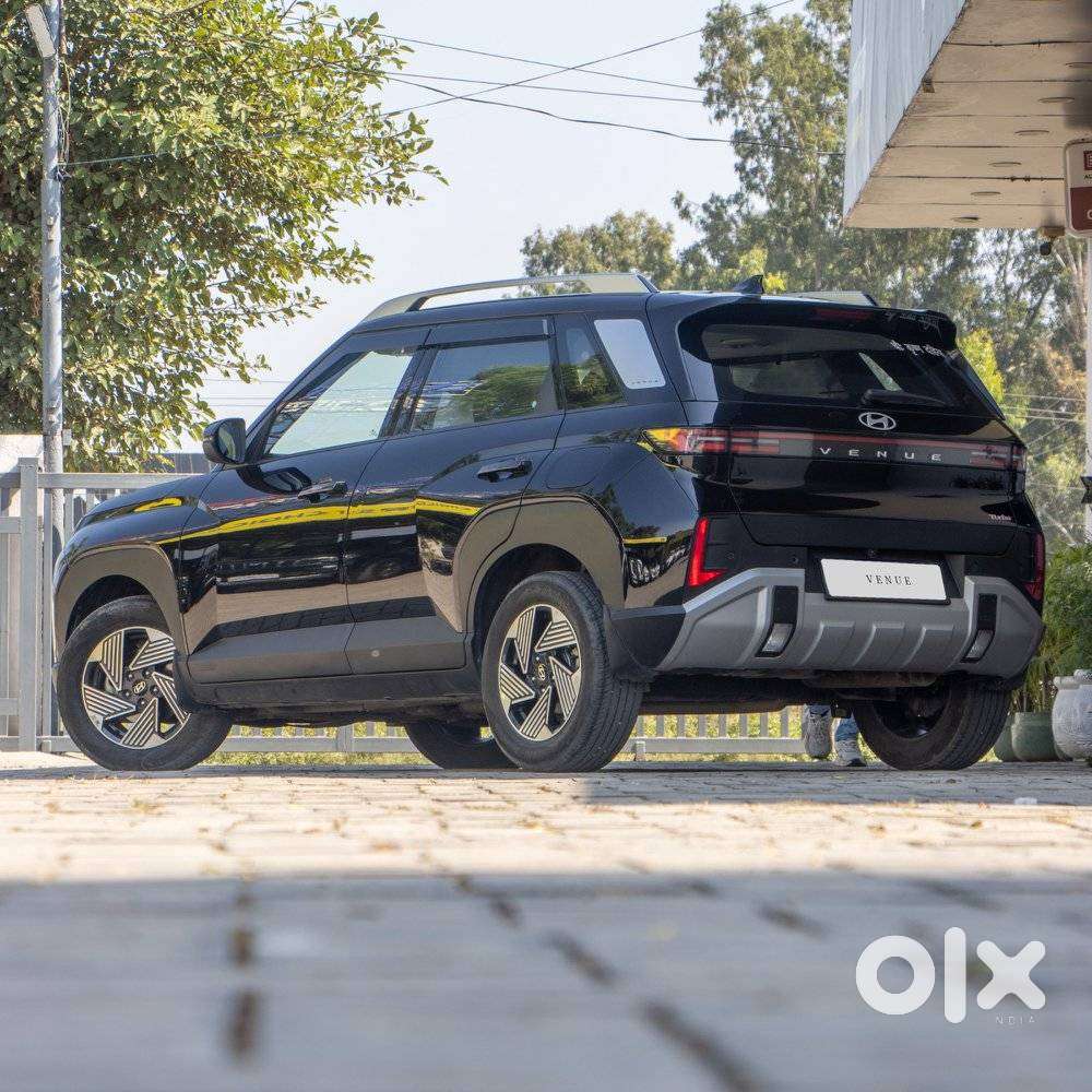 Hyundai Venue, 2025, Petrol