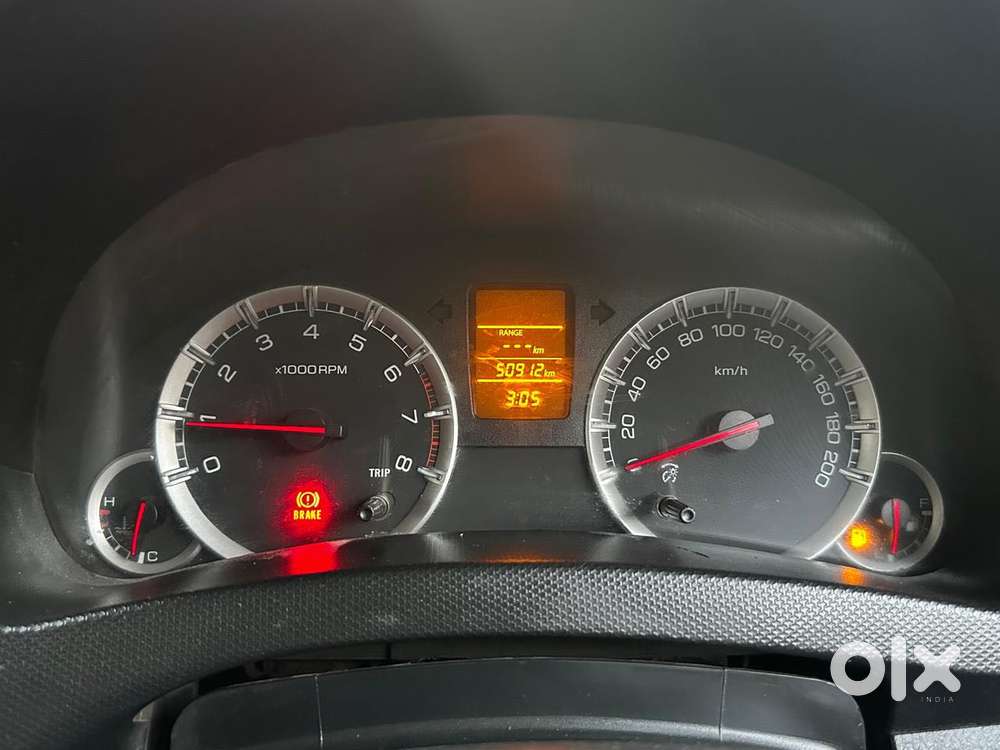 Maruti Suzuki Swift 2011-2014 Vxi, 2013, Petrol