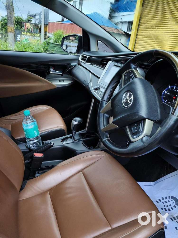 Toyota Innova Crysta 2.8 Z 2016 Original Kerala