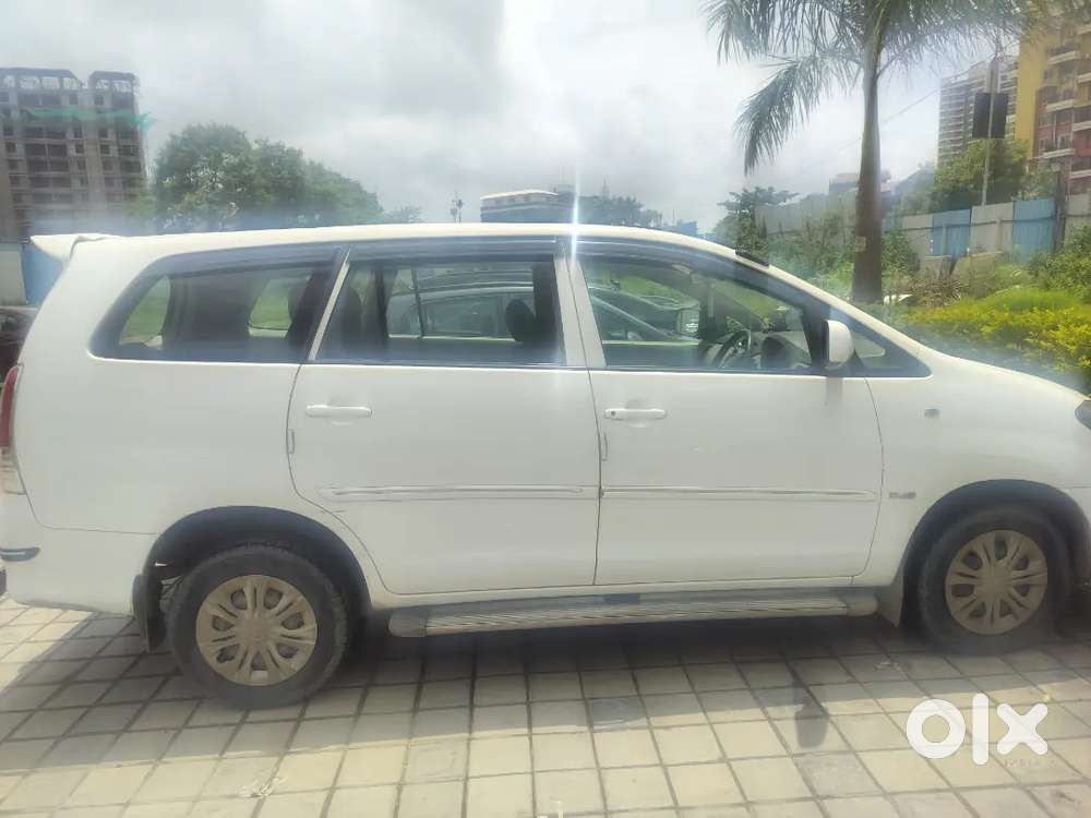 Toyota Innova 2.5 Gx 2010