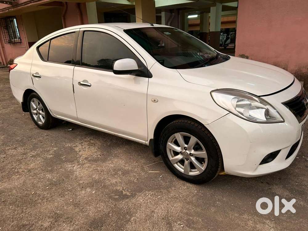 Nissan Sunny 2011 Petrol 890000 Km Driven