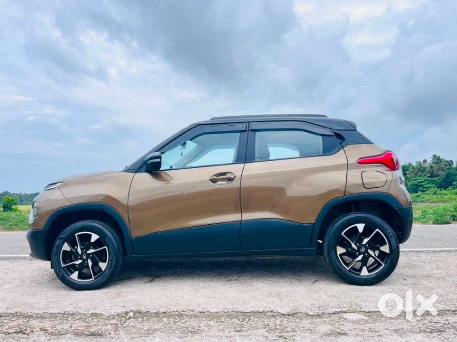 Tata Punch Creative Dual Tone Amt Sunroof, 2023, Petrol