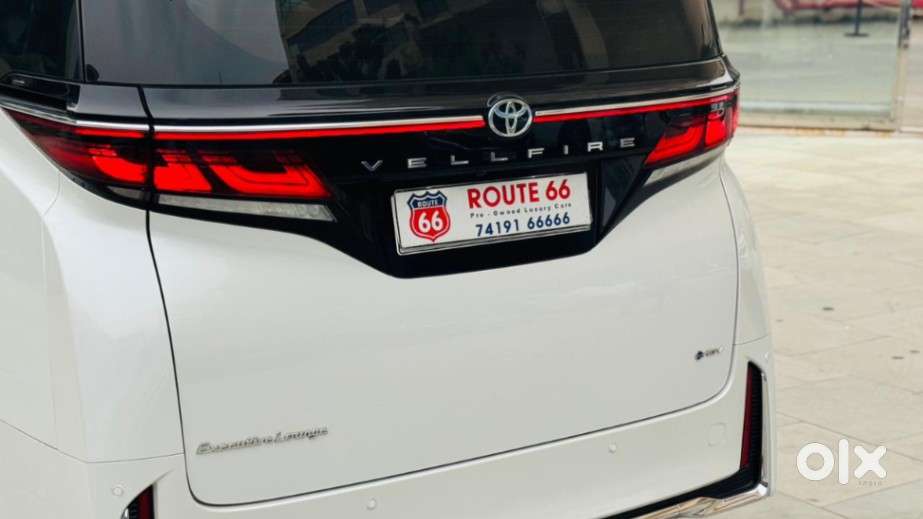 Toyota Innova Crysta