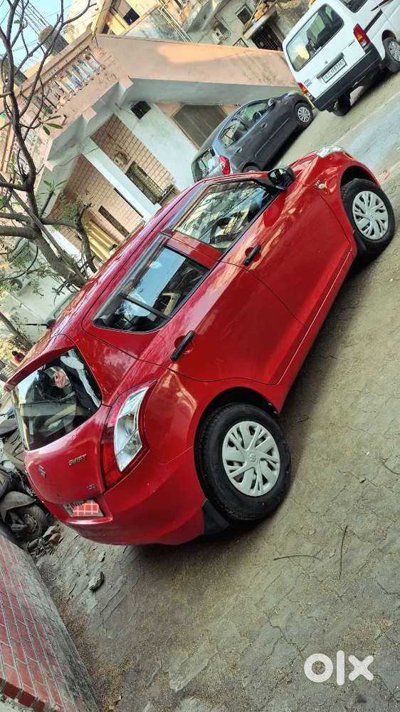 Maruti Suzuki Swift 2015