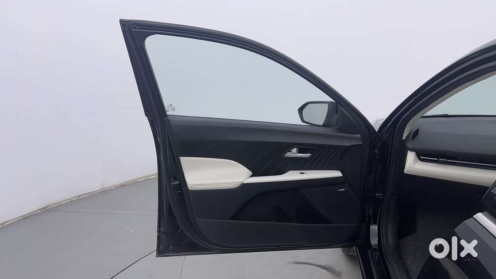 Hyundai Verna 1.5 Sx (o) Turbo Petrol Mt, 2025, Petrol