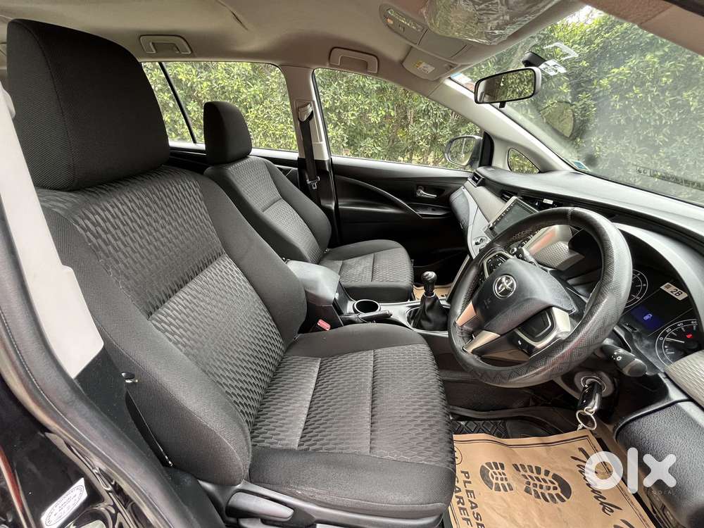 Toyota Innova Crysta [2020-ongoing] 2.4 Gx 7 Str, 2021, Diesel