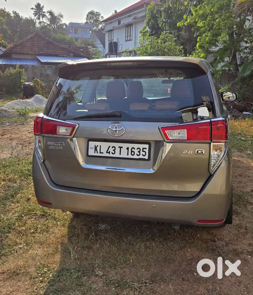 Toyota Innova Crysta 2018 Diesel Well Maintained