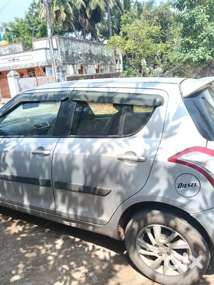 Maruti Suzuki Swift 2013 Zdi Diesel 129000 Km