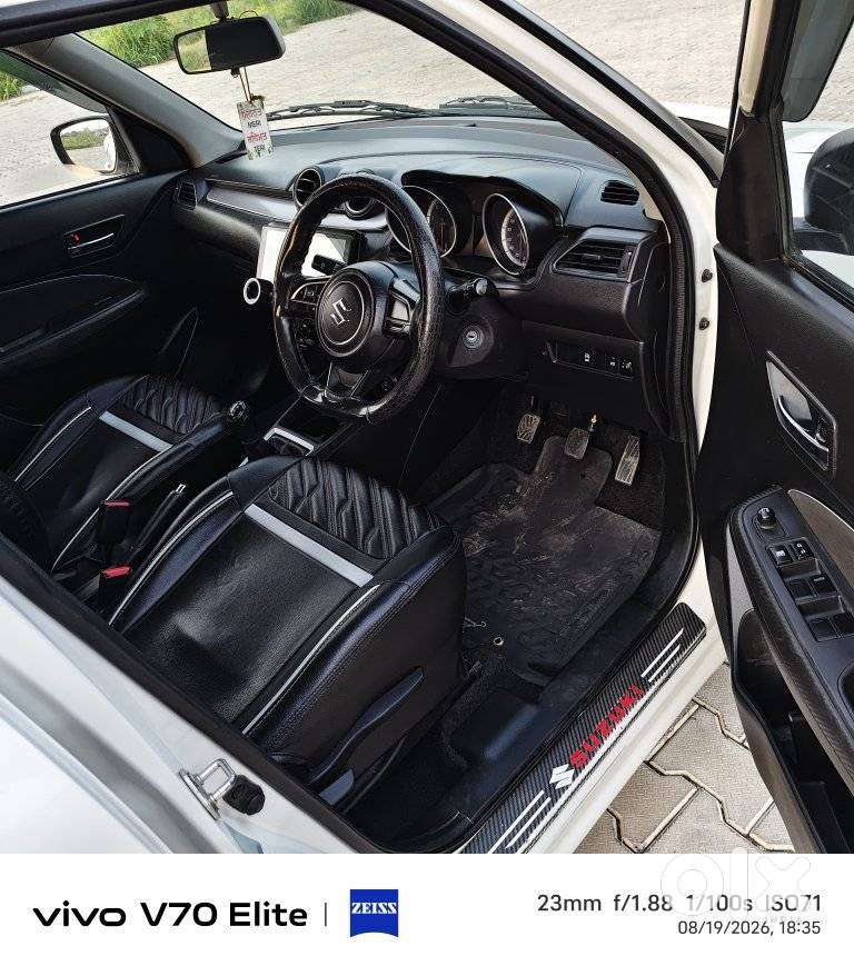 Maruti Suzuki Swift Vxi + Manual, 2022, Petrol