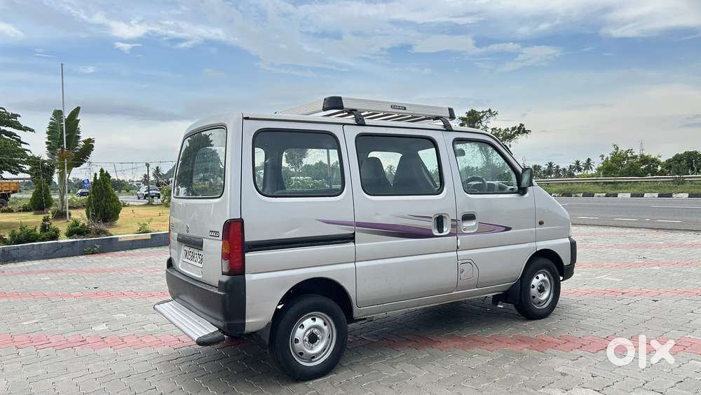 Maruti Suzuki Eeco 5 Str Ac (o), 2016, Petrol