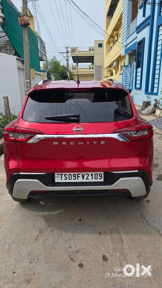 Nissan Magnite 1.0 Xv, 2022, Petrol