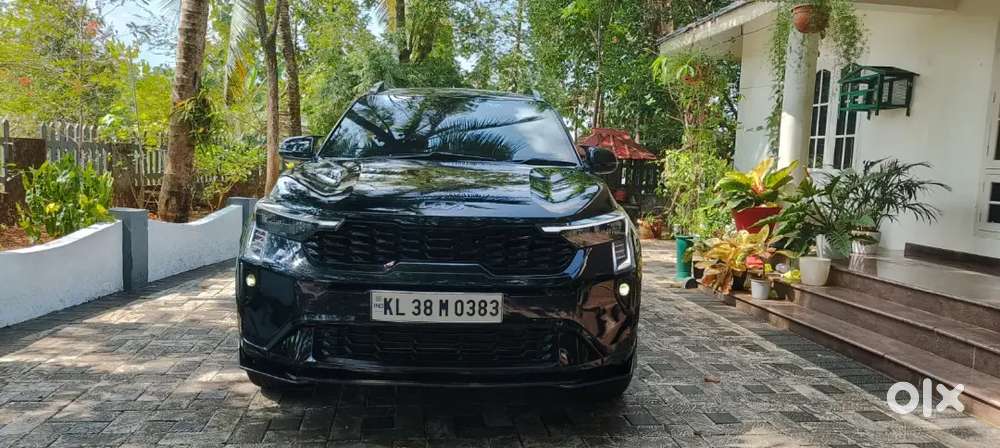 Kia Sonet 2025 Petrol 8350 Km Driven Well Maintained Bought For My Son