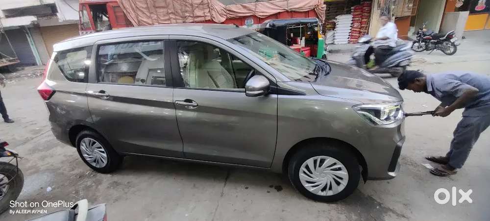 Maruti Suzuki Ertiga Vxi 2023