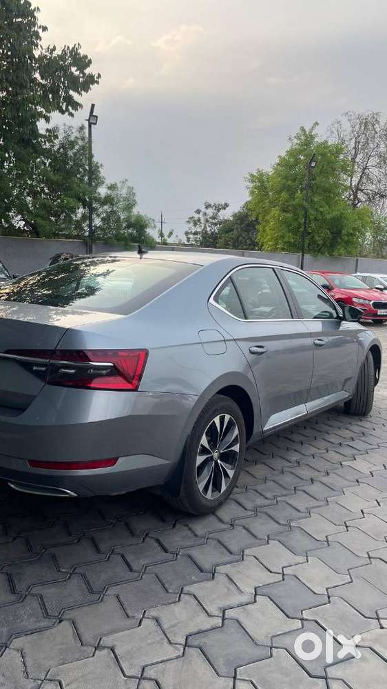 Skoda Superb 2.0 L&k Tsi At, 2020, Petrol