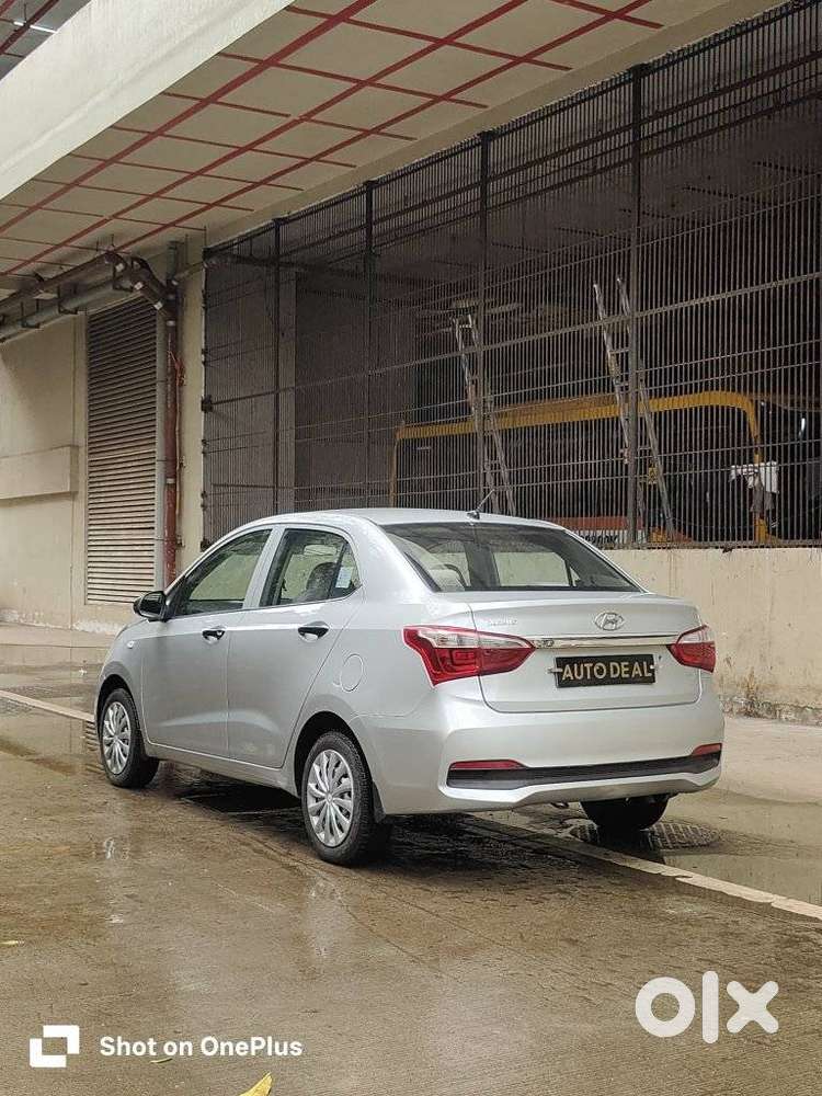 Hyundai Xcent Base 1.2, 2018, Petrol