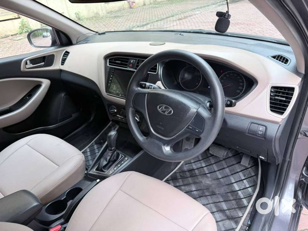 Hyundai Elite I20 1.2magna Executive At, 2018, Petrol